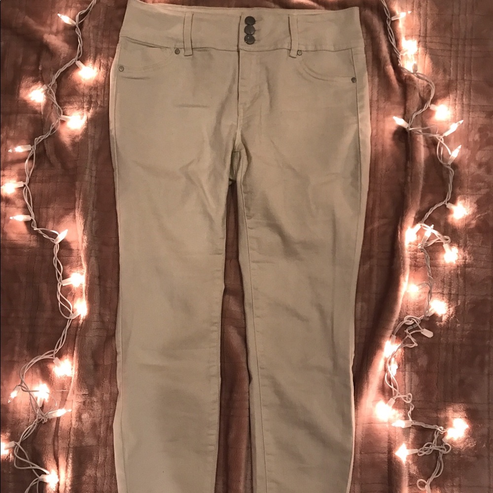 d. Jeans Cream Colored Soft Ankle Skinny Jeans 6